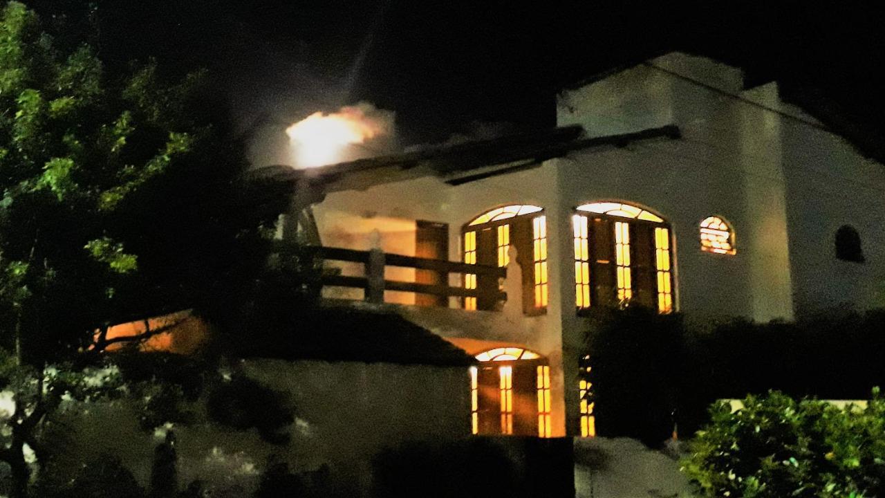 Casa Das Ondas Guarajuba Exteriör bild